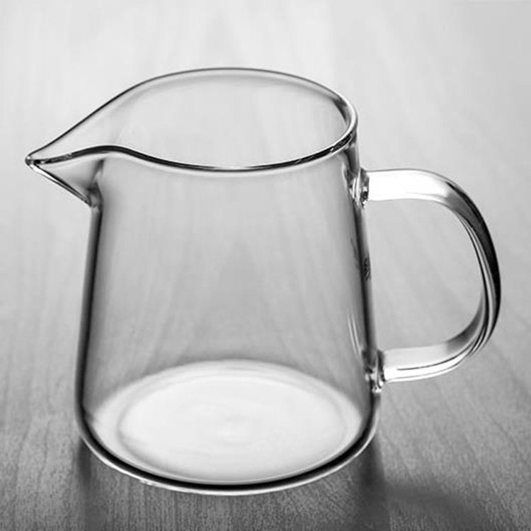 Green apple high boron glass fair cup, household kung Fu tea set, tea tray, tea divider, glass triangular public cup details Picture