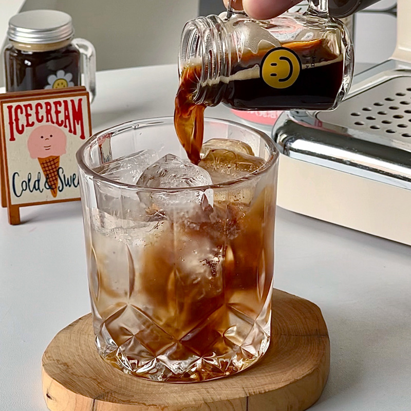 Blamei coffee Concentrate is bottled in mini cold brew Mason glass cups with LIDS and sealed mini cans Specification drawing
