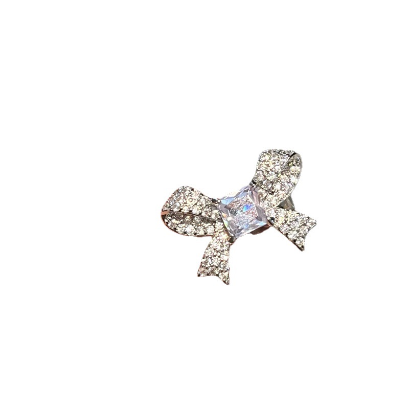 Sweet and cool bow, full diamond zirconia open ring, a niche design for women, with a cold style and a sense of high-end luxury Item Picture
