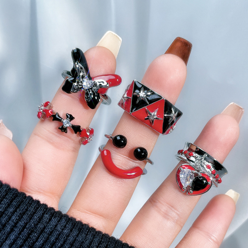 Sweet and cool style individual butterfly smiling face color-blocked simple ring, versatile for women's fashion, cross niche cold style ring details Picture