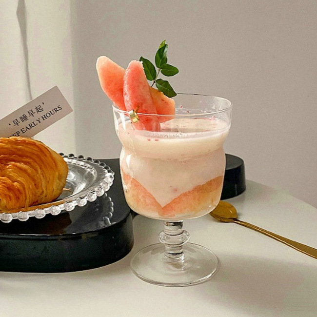 A series of Japanese modern and simple crystal glass cocktail, juice and dessert cups for restaurants and bars Specification drawing
