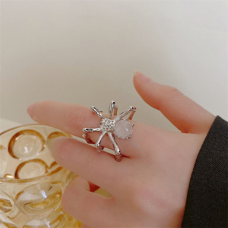 Retro ins cold style, niche micro-inlaid liquid spider open ring, female personality, dark style, simple ring girl full figure