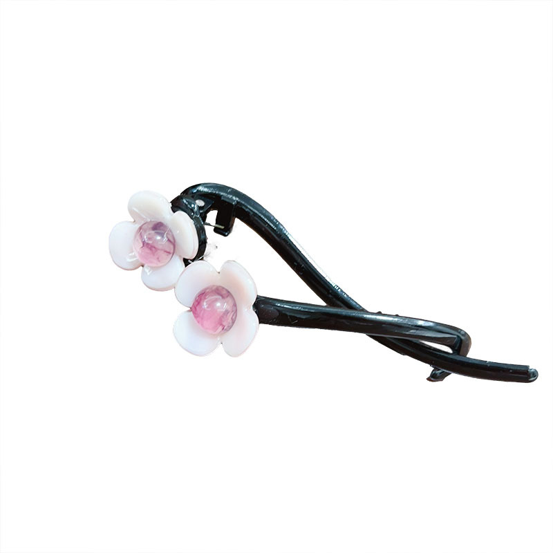 Retro flower one-line grab clip for women 2025 new style sweet and high-end twist hair clip, back of the head updo shark clip Item Picture