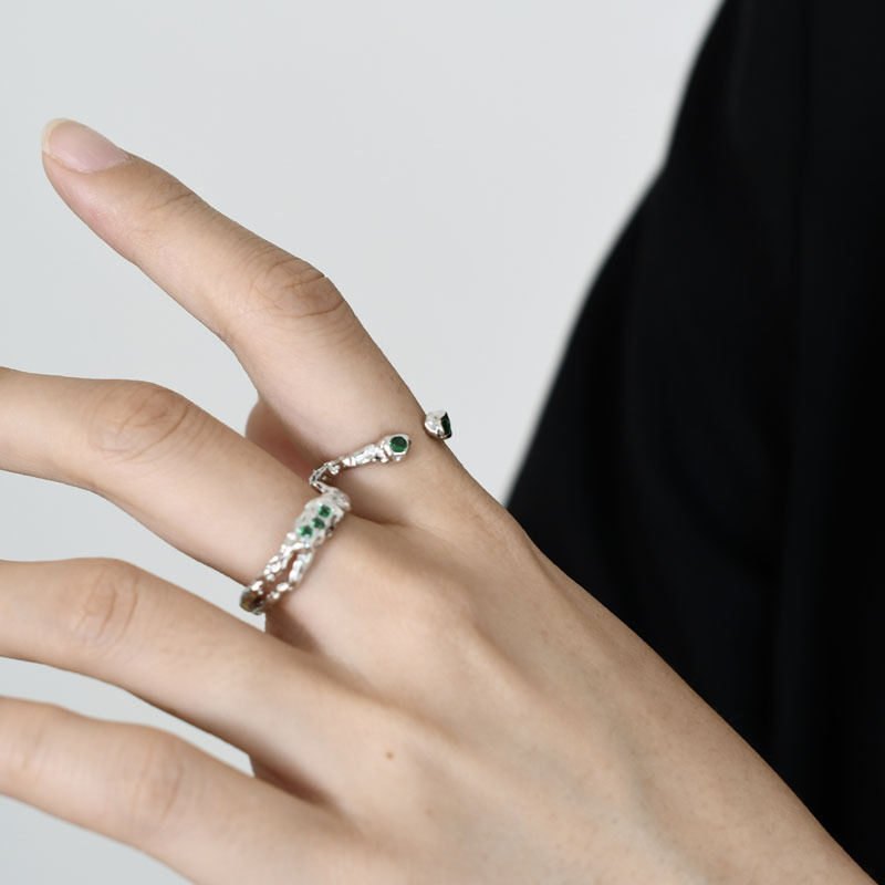 A niche design of green zircon with an irregular and trendy French texture, an open ring for women in a cold style on Instagram details Picture