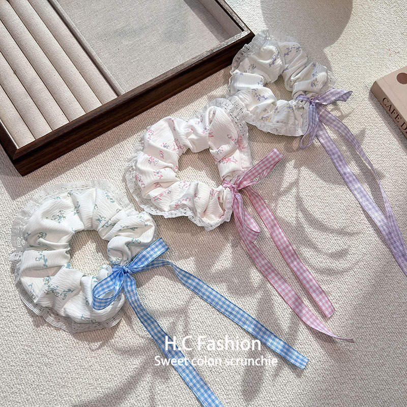 New lace-trimmed large intestine hair band, floral bow, ribbon, school-style hair tie, elegant fairy leather band hair accessory Application Scenario