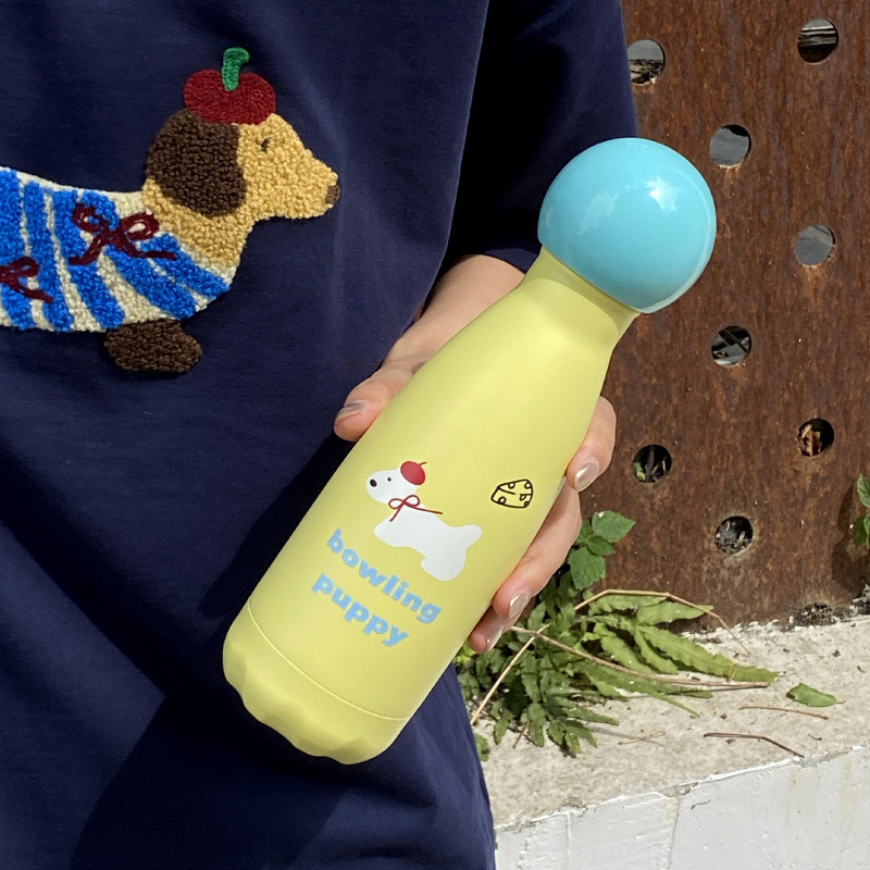 A niche and high-end style dog bowling cup, cartoon hook, 316 stainless steel insulated water cup, travel cup, large capacity Application Scenario