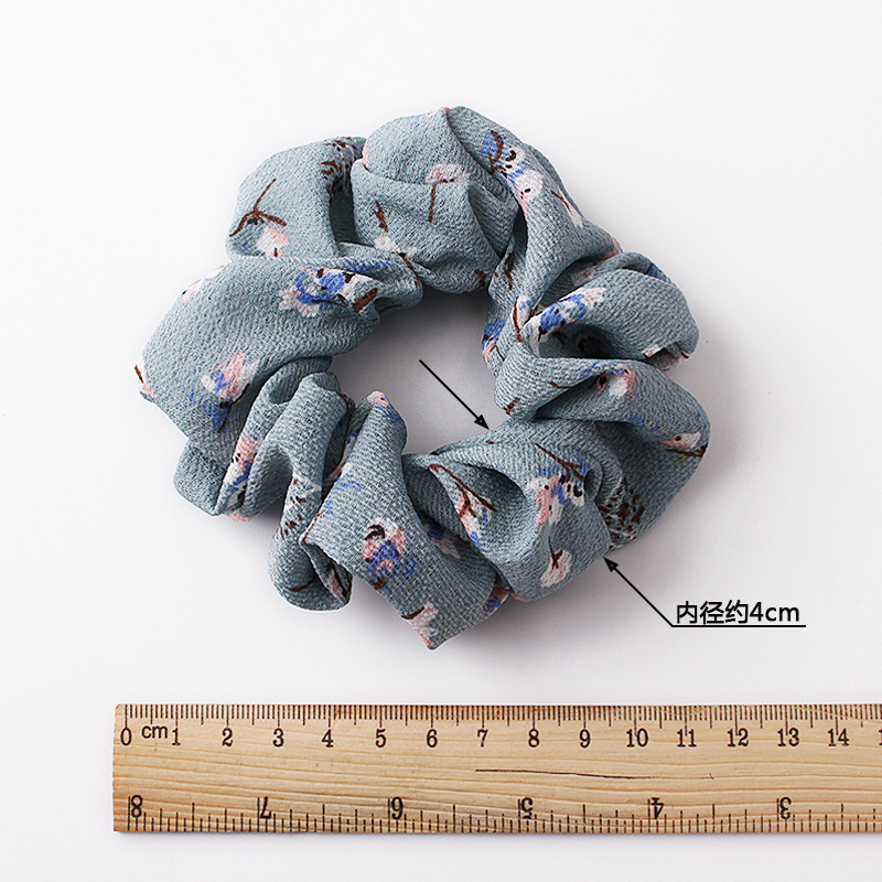Qiyue Cross-border Supply Korean version Large Intestine Hair ring, floral chiffon fabric, large intestine hair ring headwear, hair accessories and hair strings wholesale Application Scenario
