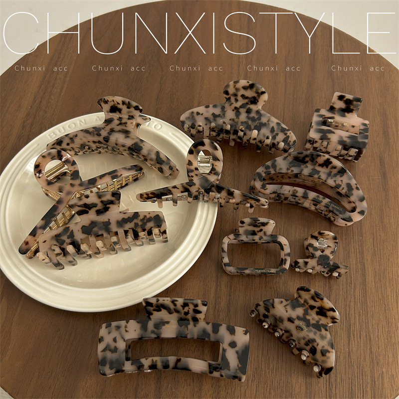 European and American acetic acid retro clip, leopard print tortoiseshell large shark clip, high-end hair clip, hair grip, back of the head headwear details Picture