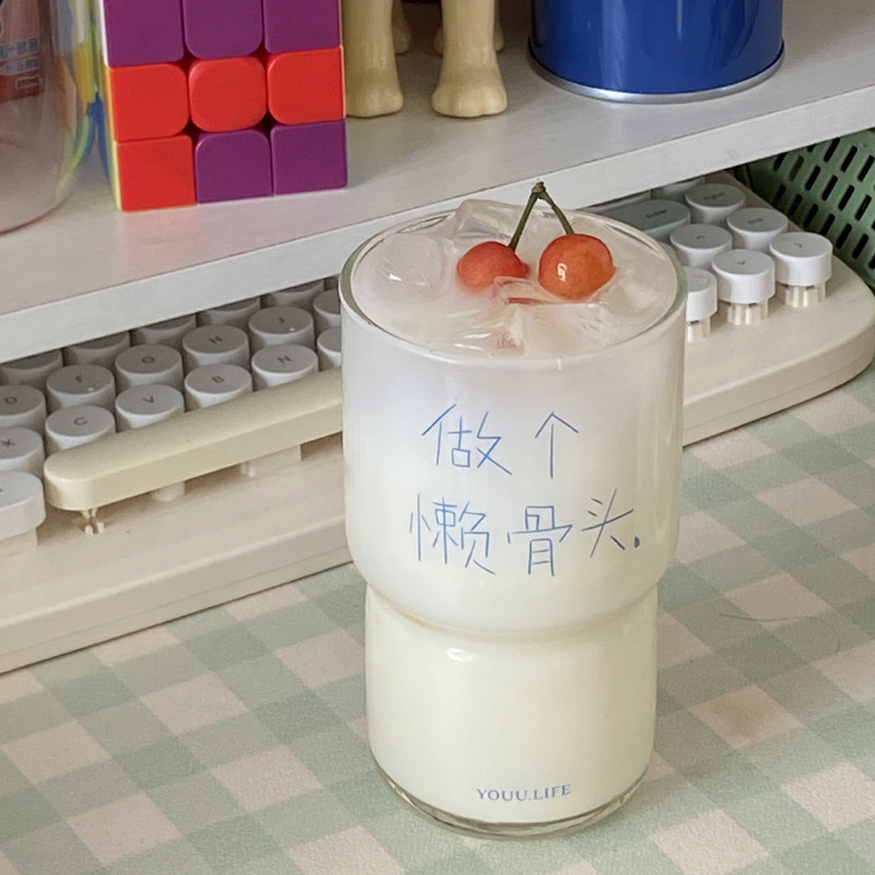 Be a laisseter ~ Artistic and niche text, simple glass cup, high-end style, ins coffee cup, high-temperature resistant water cup Item Picture