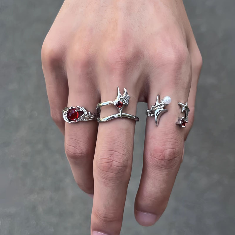 The irregular texture open ring with a unique European and American style, designed by actress Mang, is a hip-hop high-end and trendy ring for both men and women details Picture