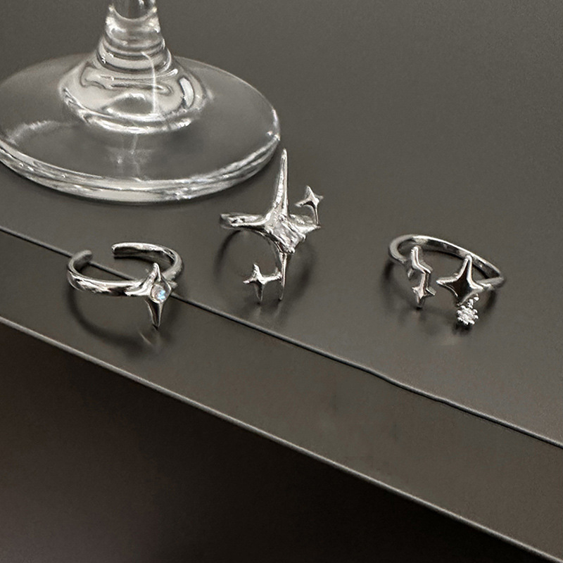 A light luxury zircon star opening ring for women's ins, a trendy and niche design, a high-end index finger ring, a fashionable and individual ring Application Scenario