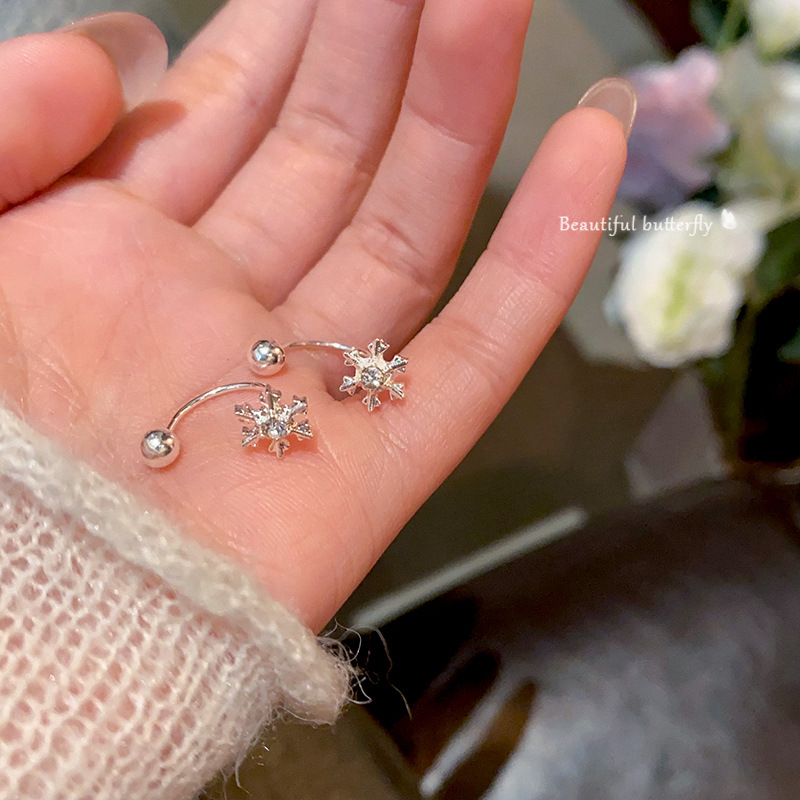 Light luxury, niche and simple snowflake ear studs, women's screw ear bone studs, ear piercing, no need to remove earrings while sleeping, internet-famous earrings full figure