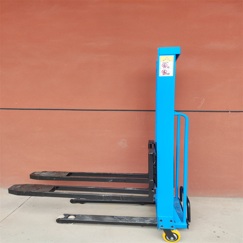 Electric remote-controlled lift hydraulic stacker, portable warehouse loading and unloading forklift Specification drawing