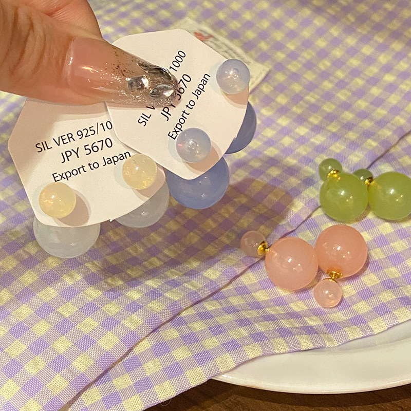 Super sweet and ethereal jelly round stud earrings for women, fashionable and fresh, ice-transparent earrings, versatile and stylish, popular earrings Specification drawing