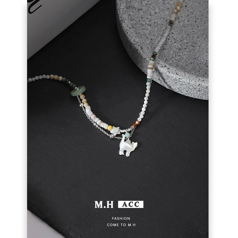Mother-of-pearl cat colorful beaded necklace for women, fresh, sweet, versatile and high-end. Collarbone chain, unique dopamine necklace Application Scenario