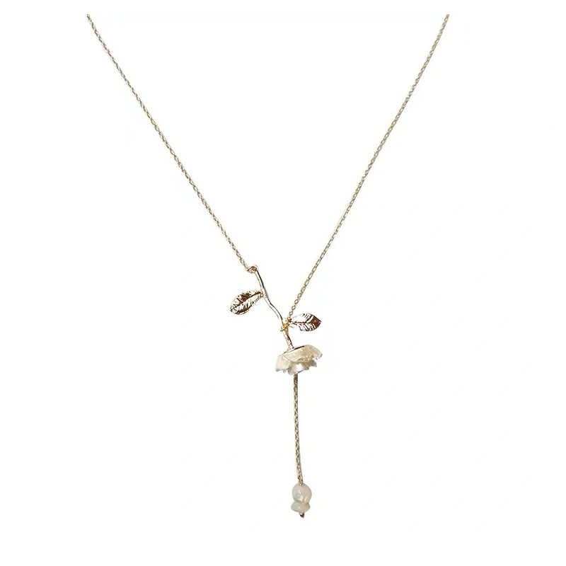 The 2023 new style of the popular rose necklace for women is light luxury and niche, with a unique and versatile design. The collarbone chain is exquisite and elegant Item Picture