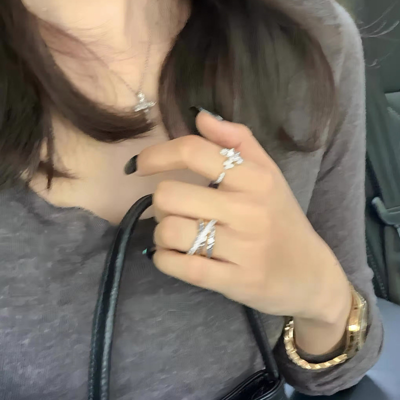 French-style planetary temperament and personality open ring for women on Instagram, cold style and light luxury zircon fashion layered and versatile ring details Picture