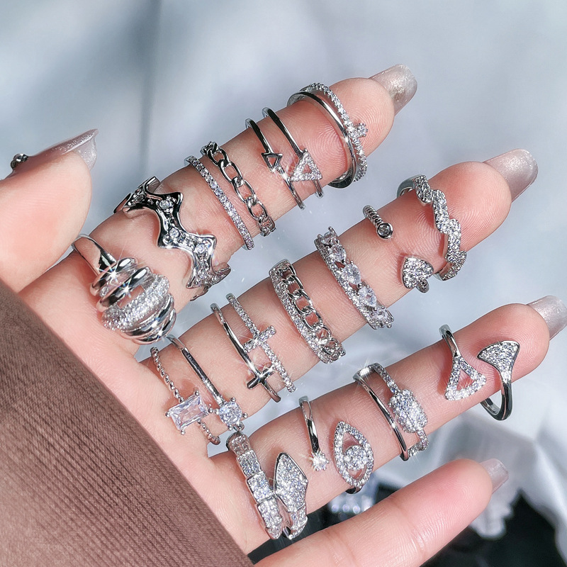 High-end, irregularly inlaid zircon, elegant open ring, ins, cold style, light luxury, fashionable, hot girl, sweet and cool ring Application Scenario