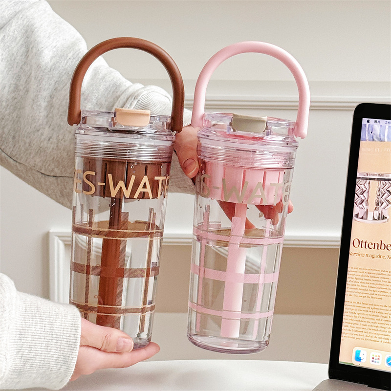 Checkered handle portable straw cup, summer TRitan water cup, high appearance level, heat-resistant plastic cup with scale full figure