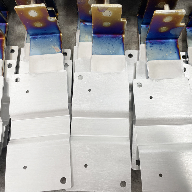 Copper-aluminum bar flexible connection aluminum-nickel CCS integrated busbar new energy lithium battery PACK polymer diffusion welding sample details Picture