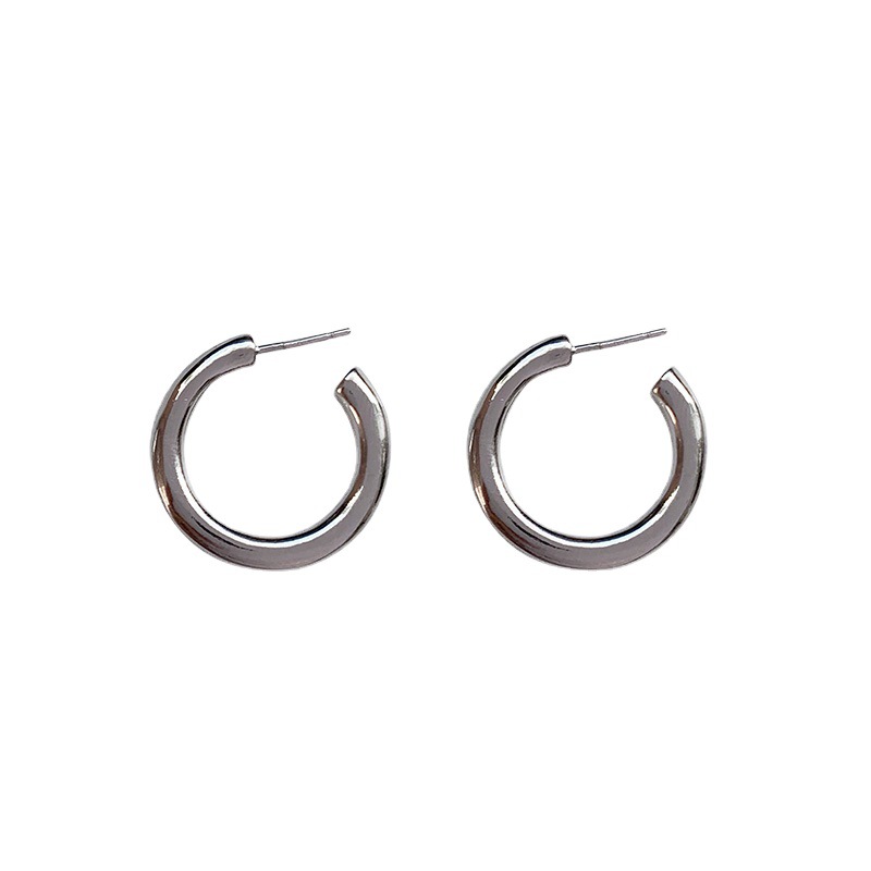 Retro style cold circle earrings, 2025 new trendy and exquisite commuter stud earrings, high-end and light luxury earrings Item Picture