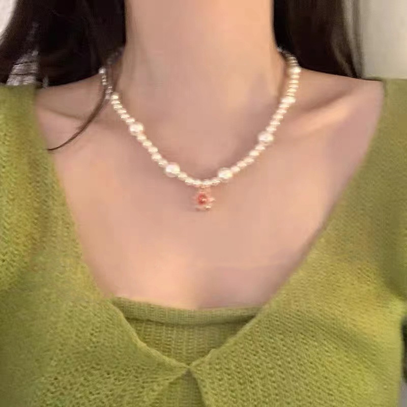 French crystal flower pearl necklace for women, 2023 new style versatile collarbone chain, niche accessory necklace full figure