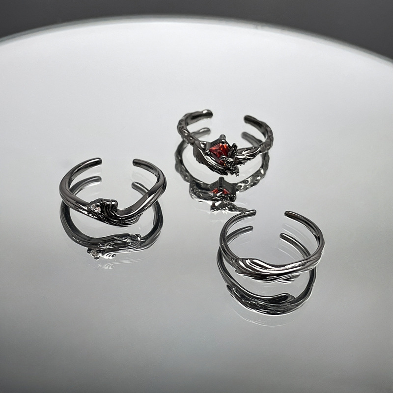 A niche dark style crow thorn personality open ring, a high-end female, sweet and cool, spicy girl, fashionable punk index finger ring Specification drawing