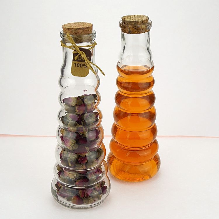New 350ML glass beverage bottle, flower tea bottle, gourd bottle, wooden stopper bottle, creative glass container Application Scenario