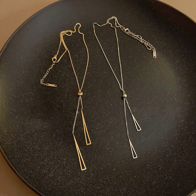 Geometric triangle necklace for women's trendy autumn and winter, long tassel accessory, light luxury and niche decorative sweater chain, ins Specification drawing