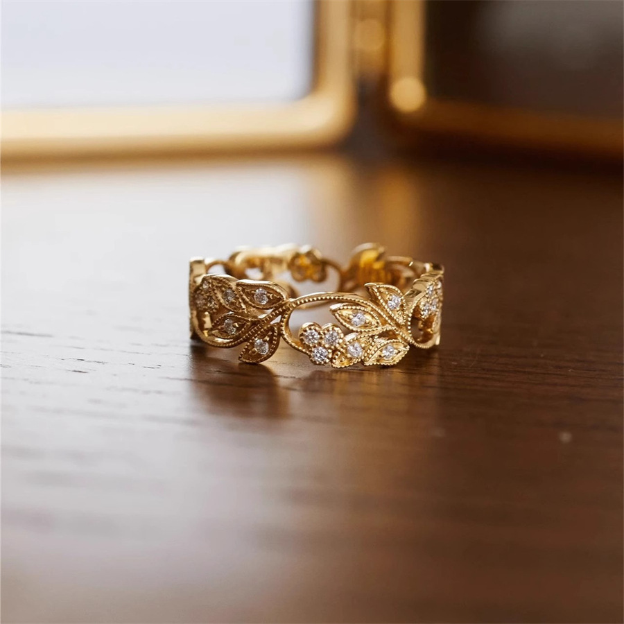 French light luxury retro carved lace weave dot diamond leaf ring for women, a niche opening adjustable zircon ring full figure