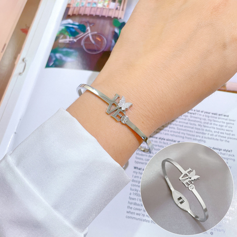 【 All-titanium Steel 】 European and American INS style butterfly titanium steel bracelet, minimalist cross-border retro fashionable stainless steel jewelry Specification drawing