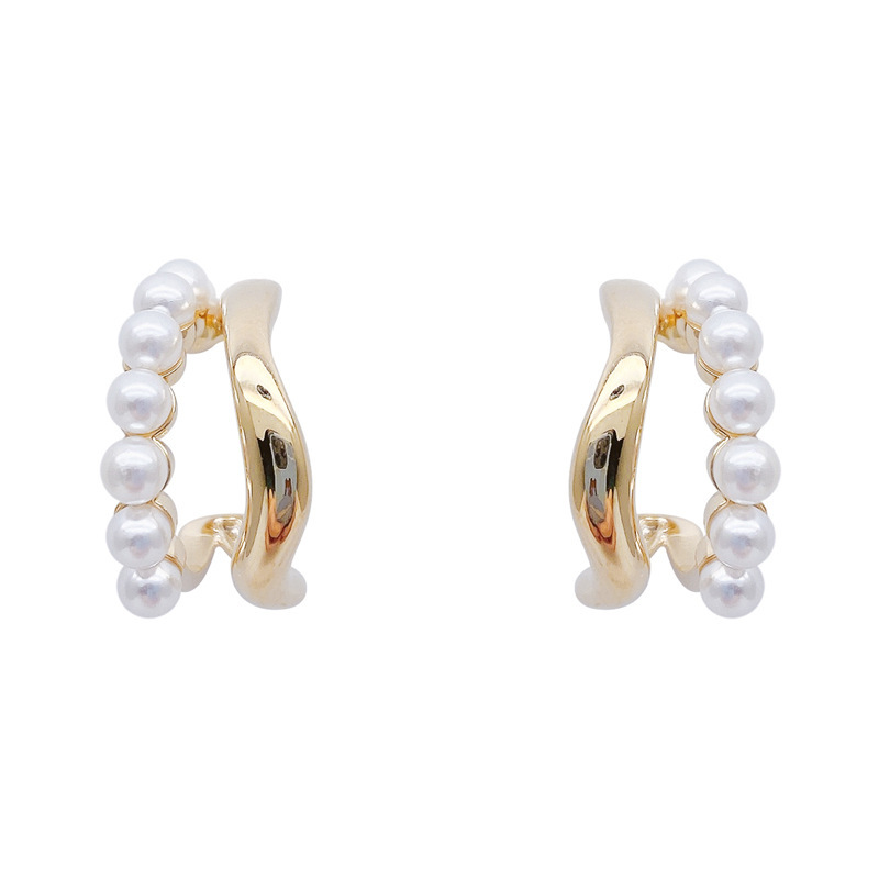 S925 Silver Needle niche design twisted wave pearl earrings, Korean style, simple and versatile, elegant stud earrings Item Picture