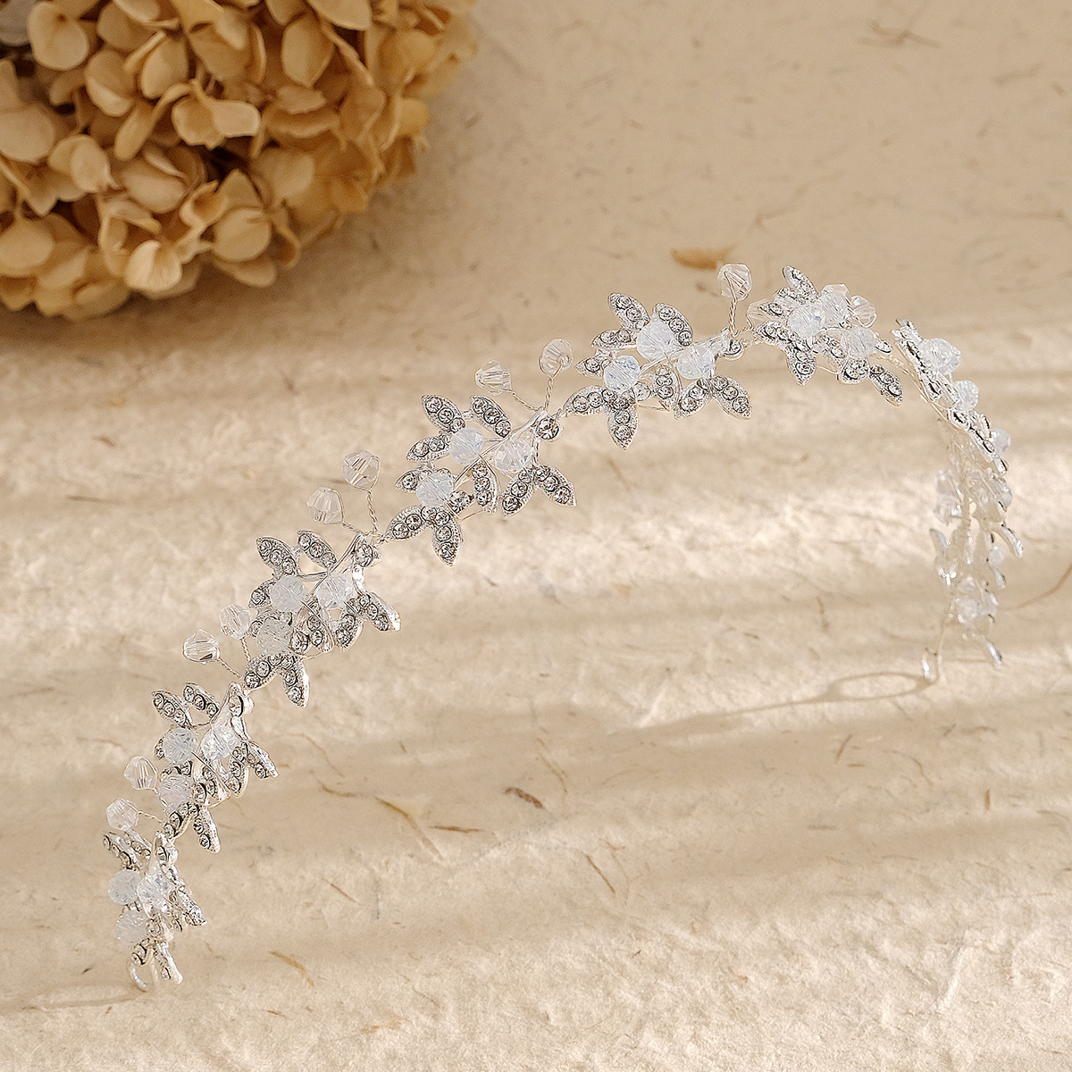 New European and American soft chain headbands, leaf crystal bead handcrafted headbands, high-end bridal headbands, factory direct sales details Picture