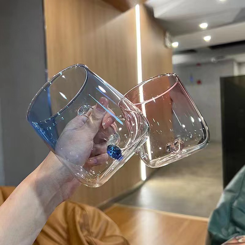 High borosilicate transparent glass household large-capacity single-layer heart-shaped glass cup for fruit juice beverages, flower tea and cold drinks Application Scenario