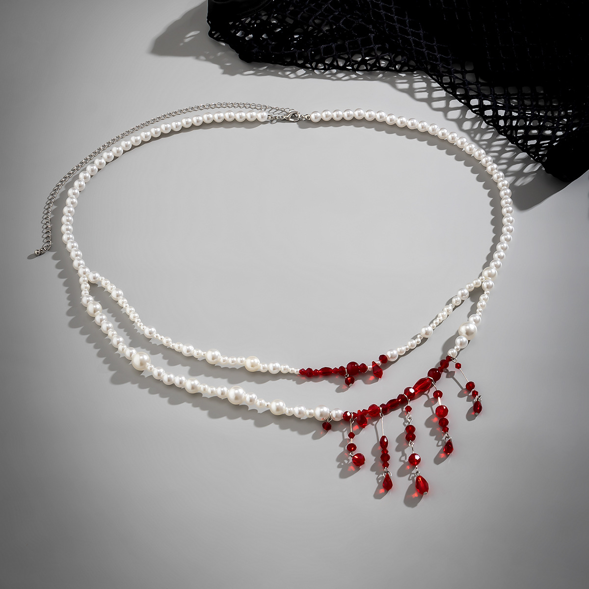 European and American party punk exaggerated red blood drop tassel body chain Halloween simulation blood body chain waist chain Application Scenario