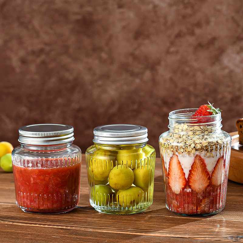 Glass-sealed storage jars, striped glass jam bottles, fruit cans, pickles bottles, beef chili sauce bottles Application Scenario