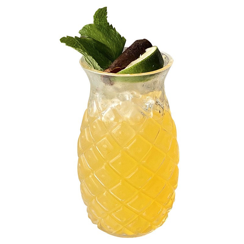 Creative pineapple-shaped glass cups, embossed cocktail cups, restaurant personalized juice cups, bar internet-famous cocktail glasses Item Picture
