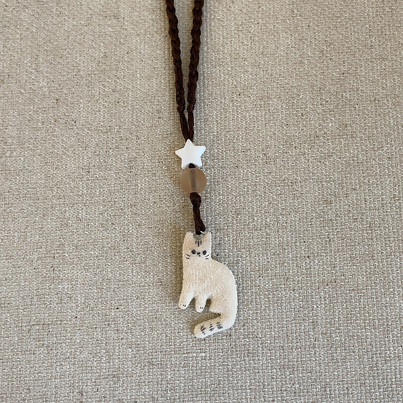 Three-dimensional plush kitten pendant necklace for women, gentle and cute, retro and fashionable, elegant and versatile neck chain sweater chain details Picture