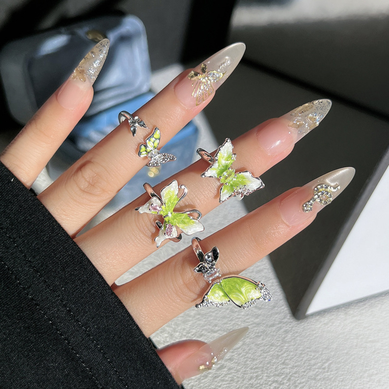 Forest-themed dynamic butterfly gradient green drip glaze ring for women's new style, fresh and light luxury ring, versatile summer accessory details Picture