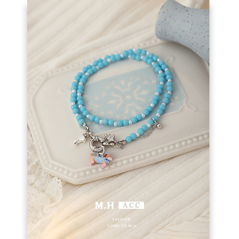 Unique and fashionable blue beaded Dachshund necklace for women, ins sweet and cool style, versatile and elegant collarbone chain accessory Application Scenario