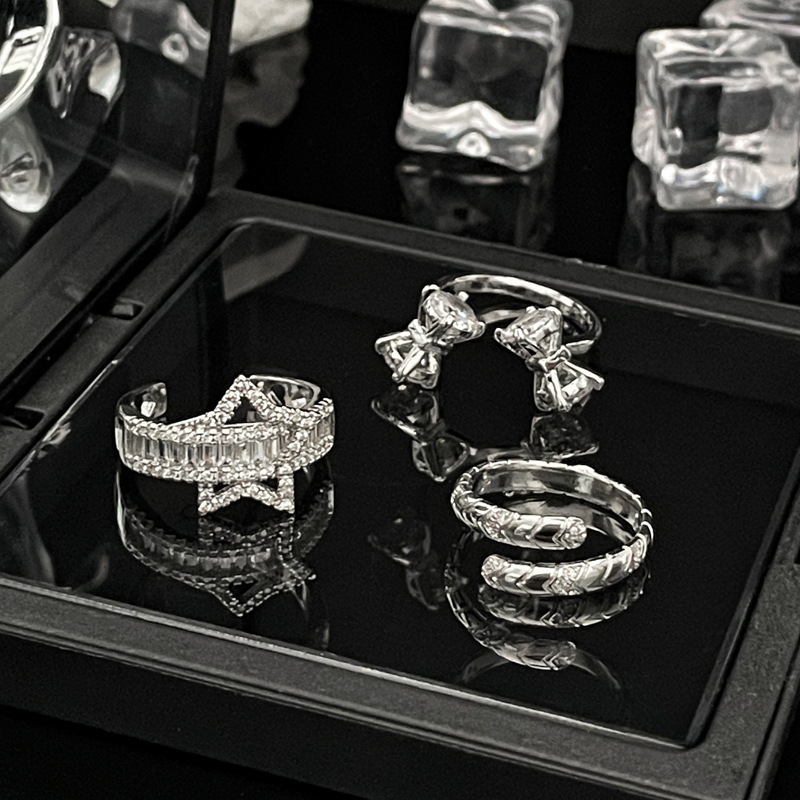 Star zircon full diamond light luxury exquisite niche open ring, sweet and cool female bow, elegant and high-end food ring Application Scenario