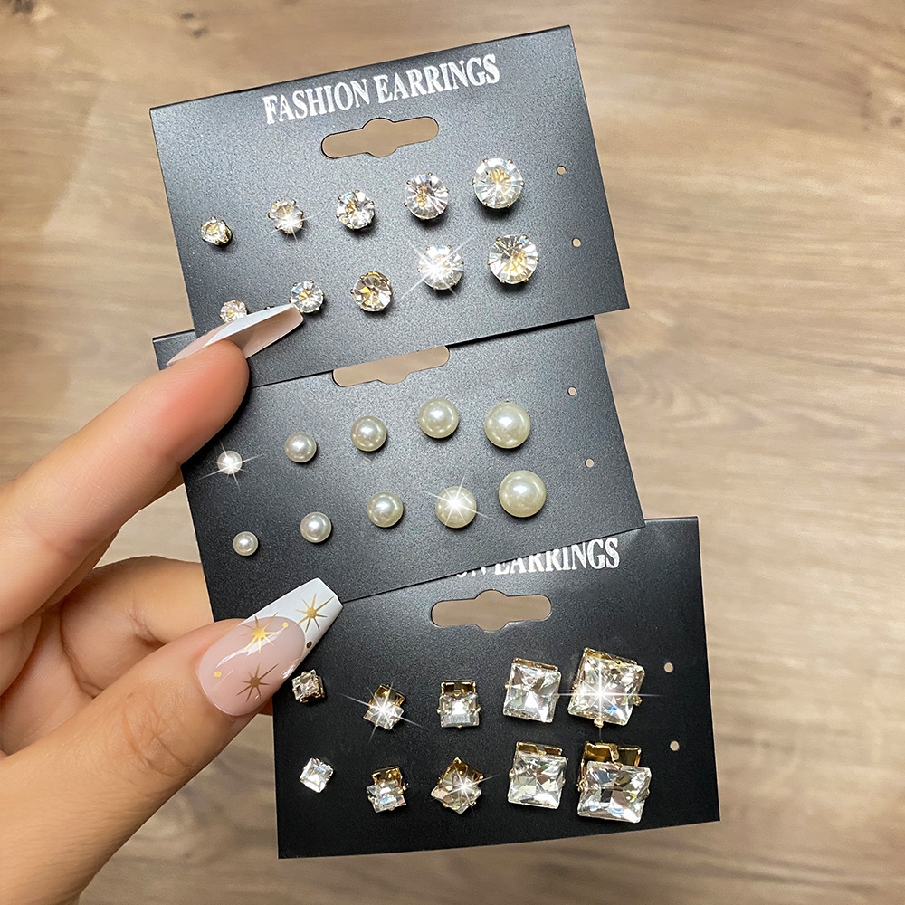 A set of 15 pairs of geometric six-prong crystal zircon stud earrings with a retro charm, which are popular in European and American foreign trade full figure