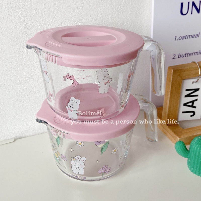 Bolimei High borosilicate glass measuring cup, girl's heart rabbit graduated measuring cup, baking cup, heat-resistant lid full figure