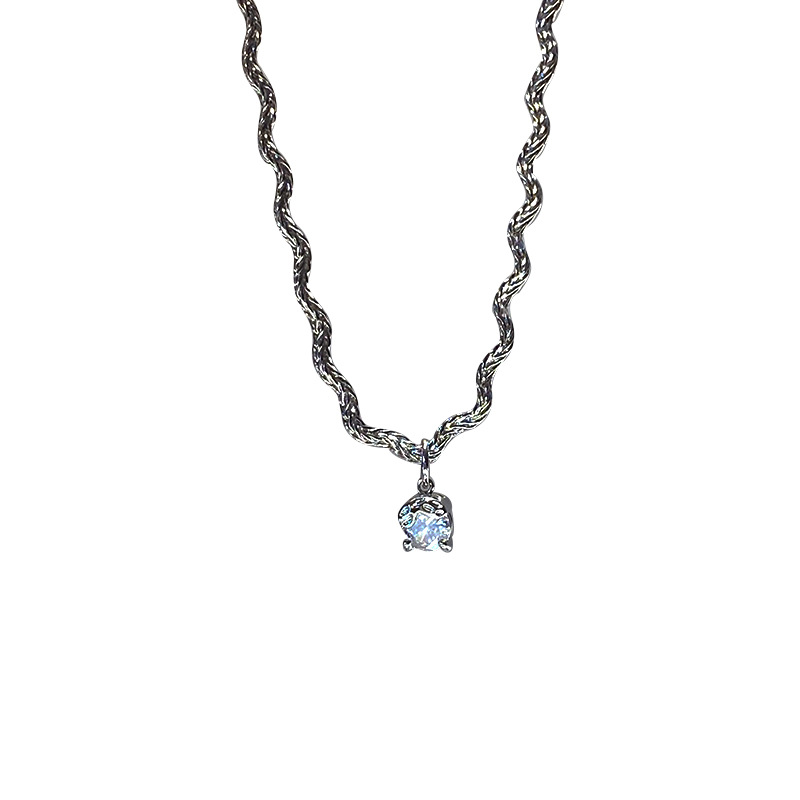 A mermaid's tear! Light luxury sparkling diamond pendant necklace, a niche design for women's summer, a popular collarbone chain 2023 new style Item Picture