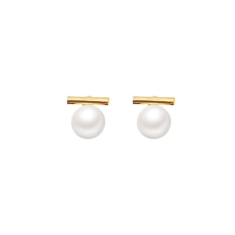 925 Silver needle grey round pearl stud earrings for women in an ins style, exuding a high-end and versatile charm. Wholesale of trendy and popular earrings for Internet celebrities Item Picture