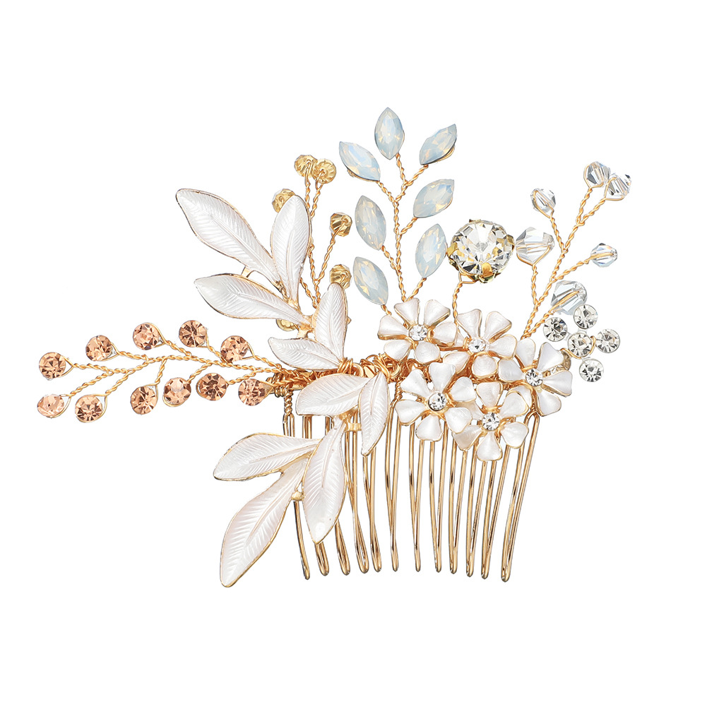 European and American hair accessories, court-style retro style comb, luxurious alloy water diamond comb, handcrafted crystal floral bridal accessories Item Picture