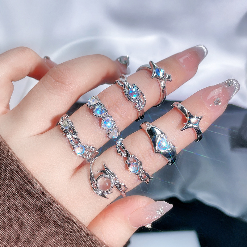 Moonstone open ring with unique texture for women on Instagram, with a cold and cool style, sweet and fashionable, niche and high-end feel Application Scenario