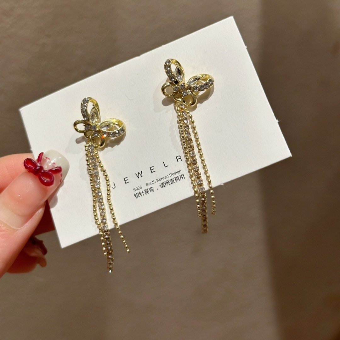 Wholesale of Japanese and Korean light luxury high-end micro-inset zircon butterfly tassel earrings, exquisite, fashionable, versatile and super shiny earrings Specification drawing