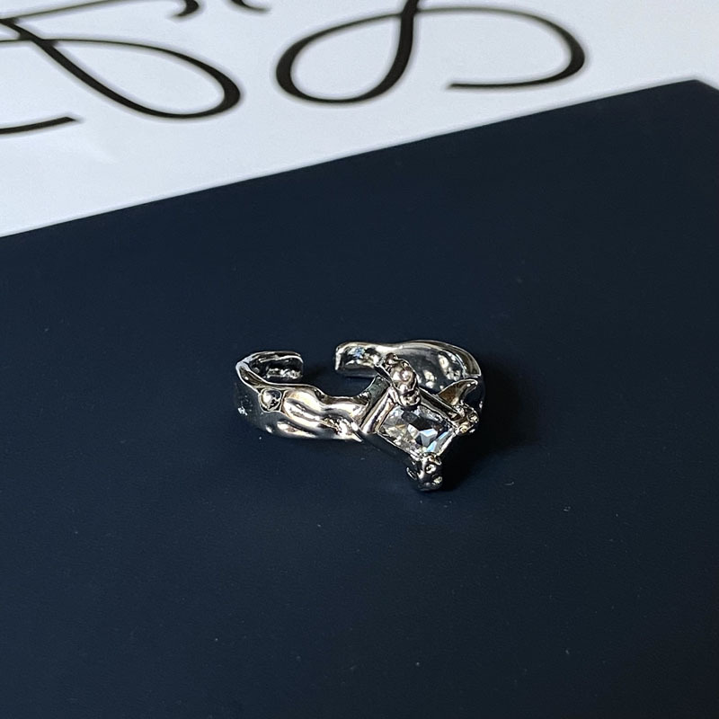 A niche design, high-end and cold style, irregular personality ring, women's geometric zircon retro open ring index finger ring Specification drawing