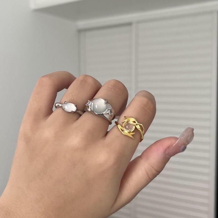 French light luxury style, niche personality, moonstone open ring, trendy, ins design sense, irregular food ring full figure